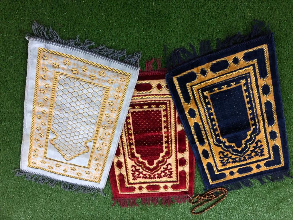 Premium Prayer Mats for Comfortable Praying | Beddy's Studio