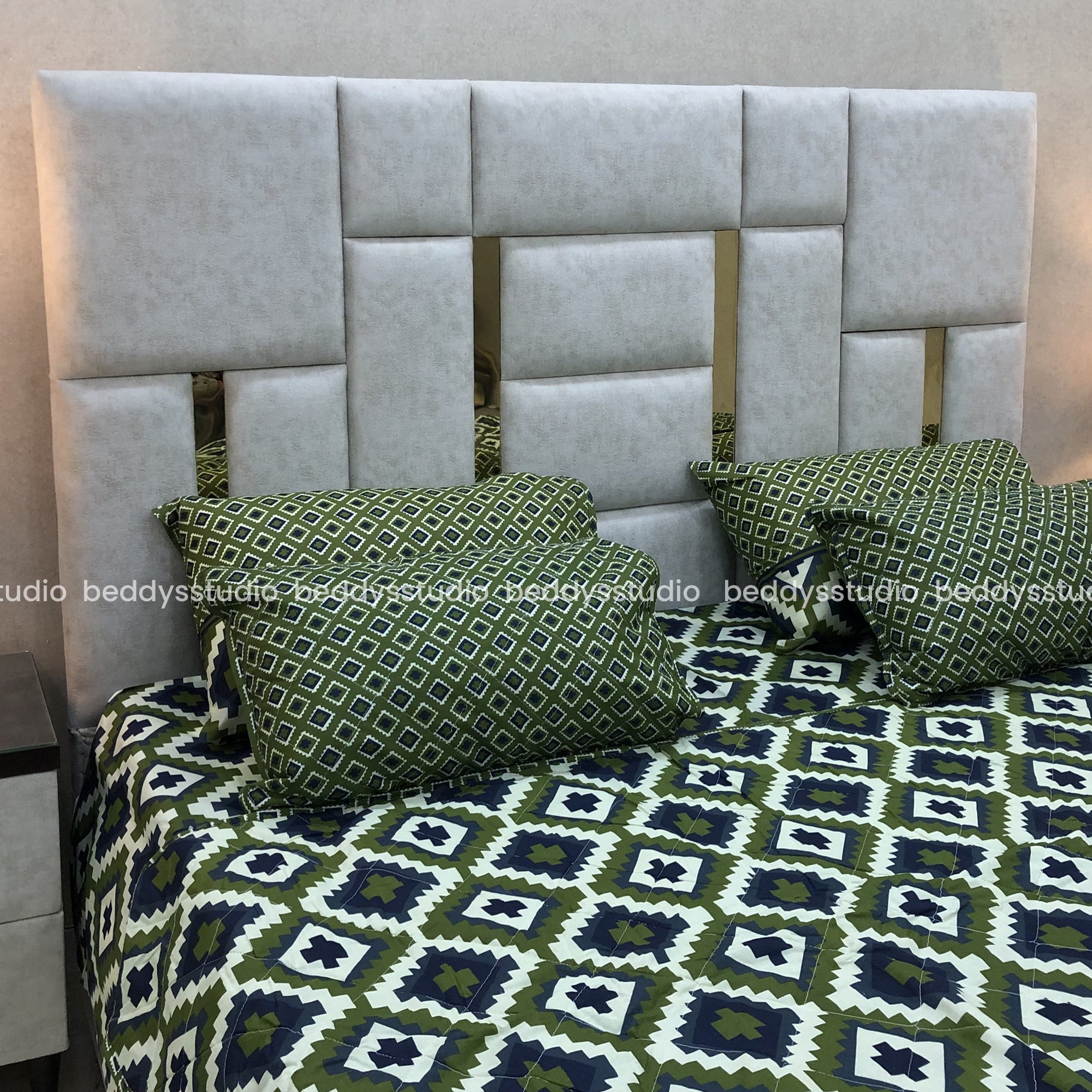 Saffron- Quilted Comforter Set 6 Pcs