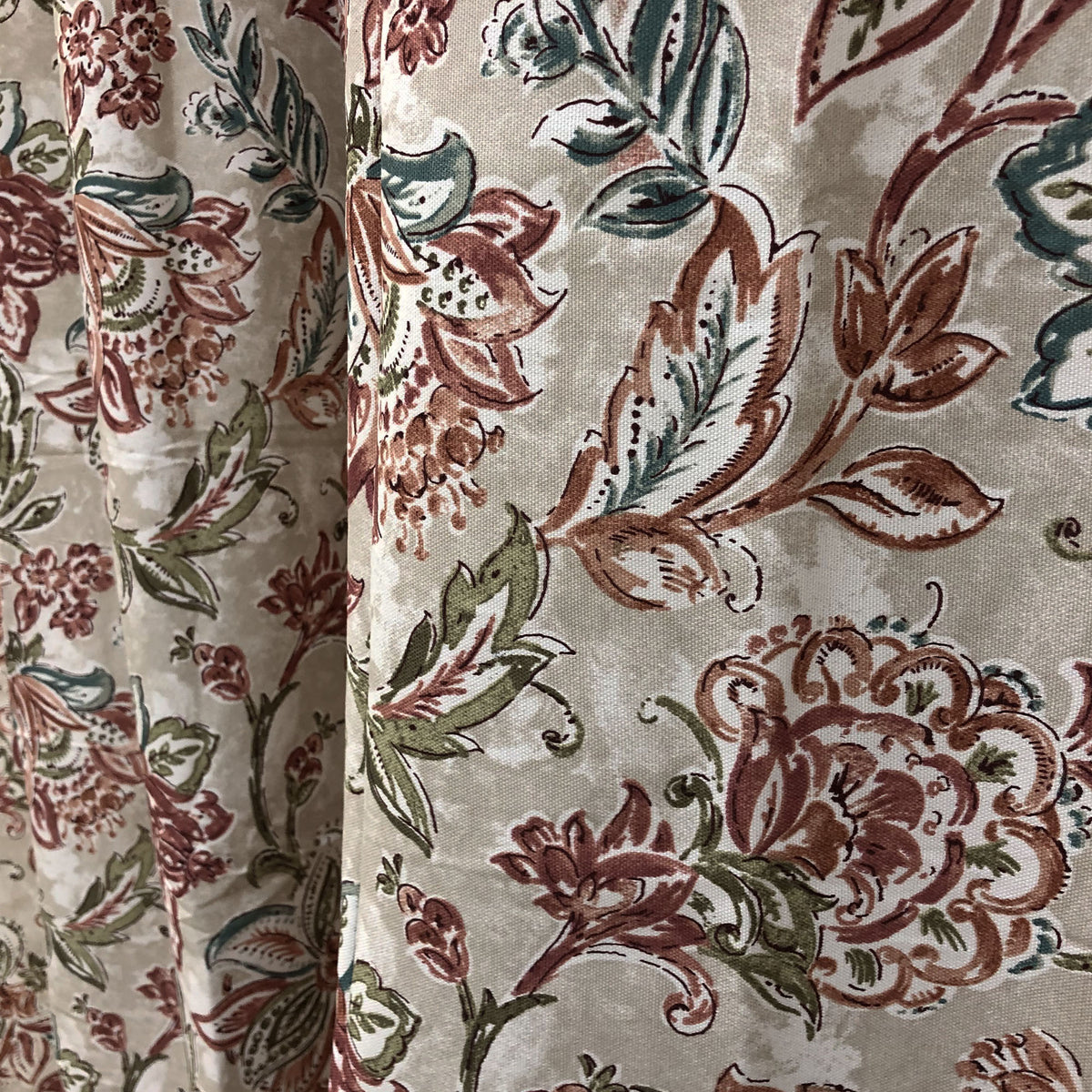 Set of 2 Printed Multicolor Window Curtain Panels
