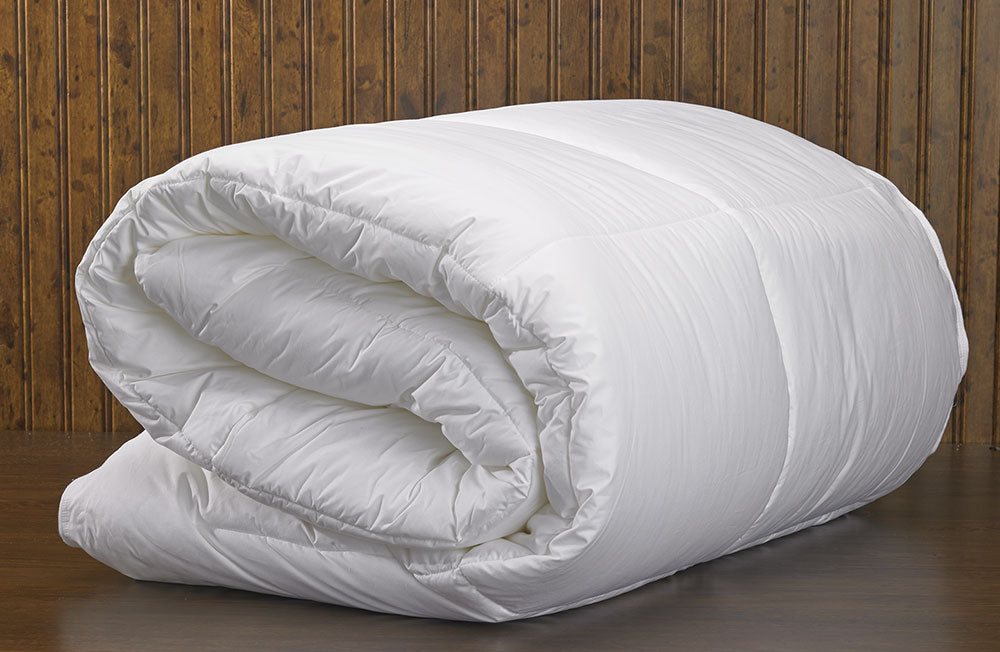 White - Warm & Fluffy Comforter