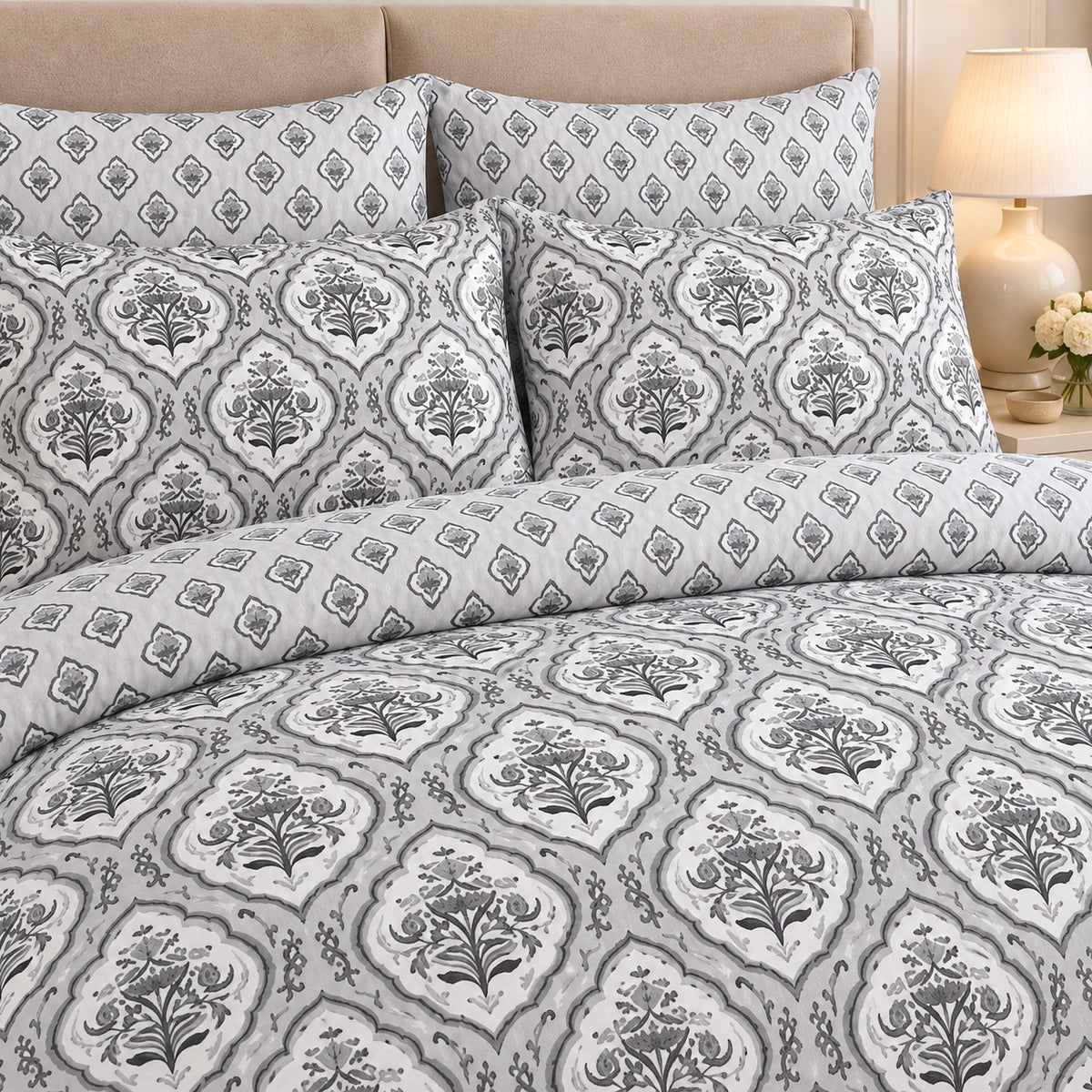 Ivory Vintage Rosebud  Cotton Printed Bed Sheet Set